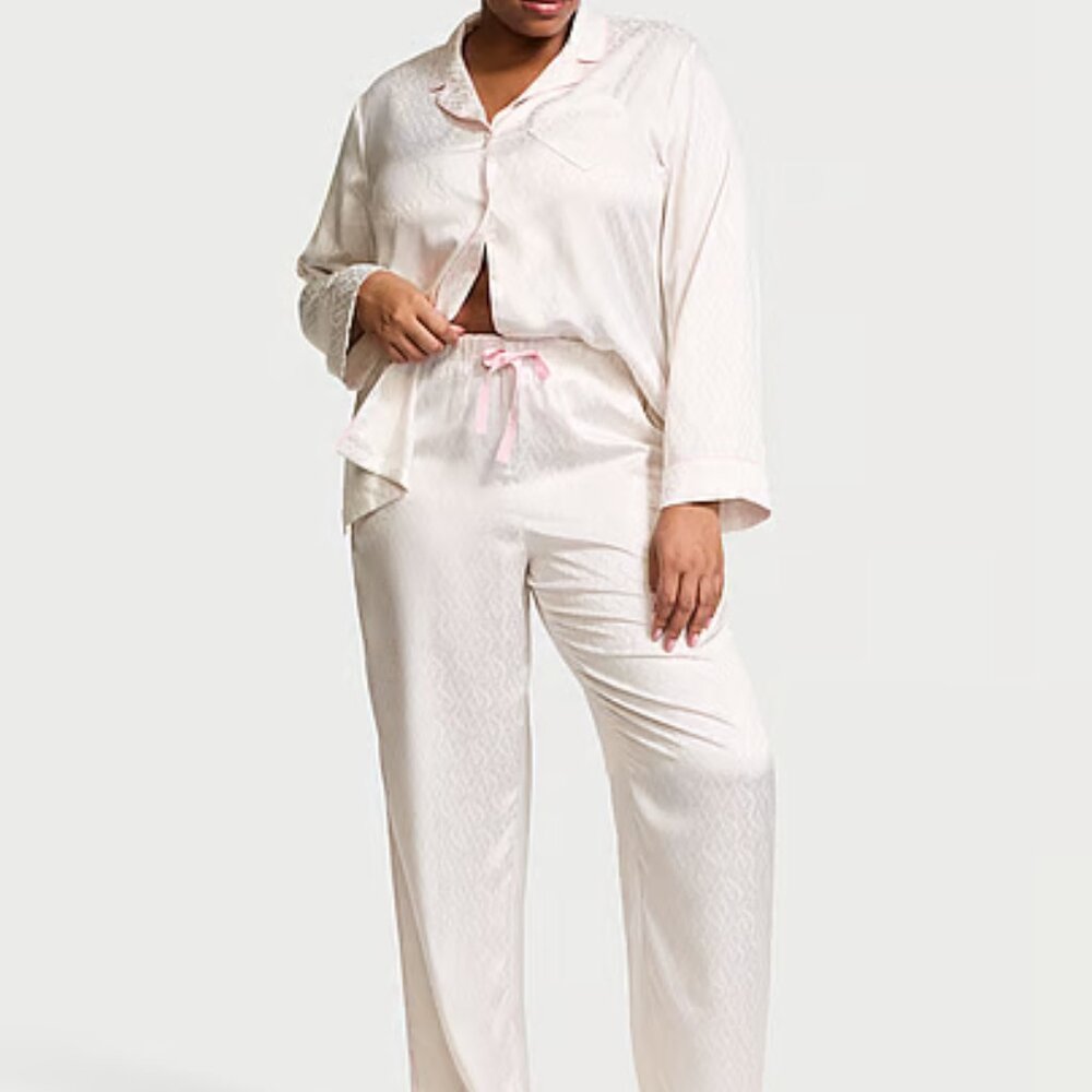 Victoria's Long Satin Luxe Pajama Set in Coconut w/ Heart Chest Pocket, Large